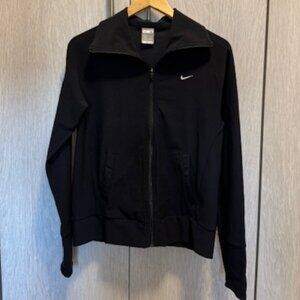 Nike Women’s Fit Dry Jacket in Black, Size Medium